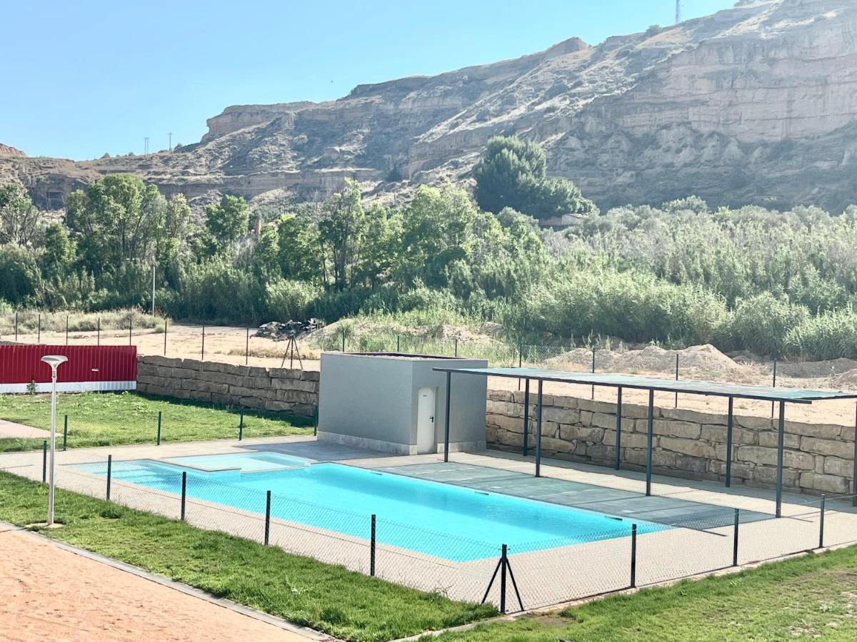 Precioso Piso Monzon Terraza, Parking,Piscina,Zona De Juegos Monzón Eksteriør bilde